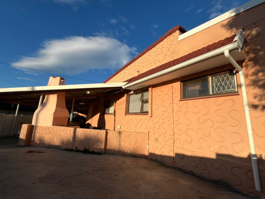 6 Bedroom Property for Sale in Rosemount Eastern Cape